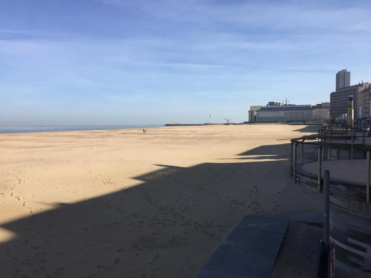 Rustig Appartement Met Zeezicht Dicht Bij Het Centrum Ostende Belgique